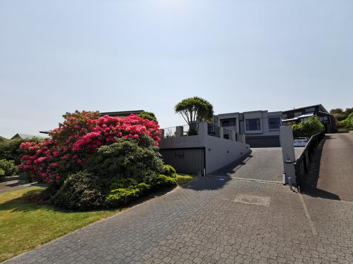 Lake Taupo Holiday Home Экстерьер фото